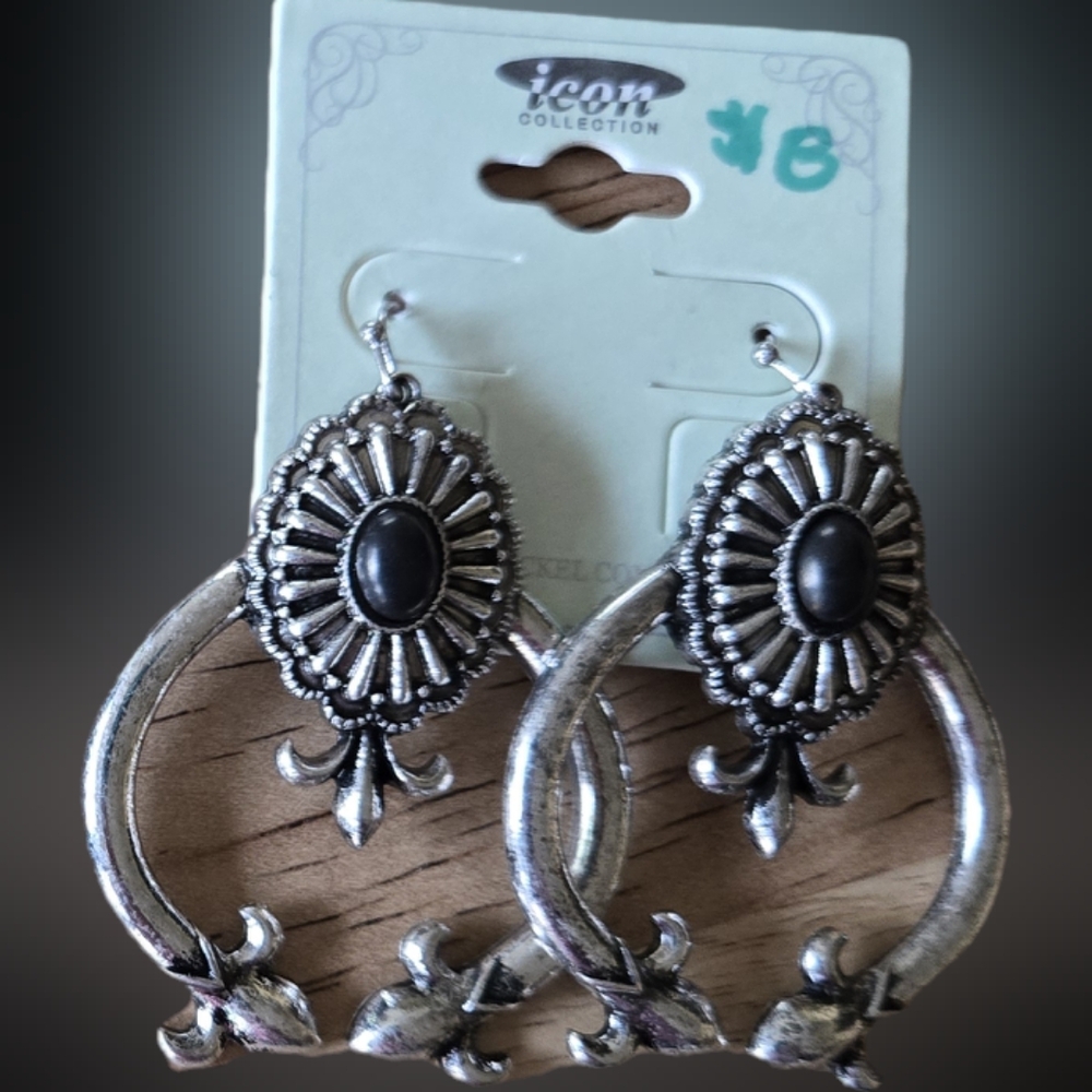 Silver and Black Earrings - Squash Blossom